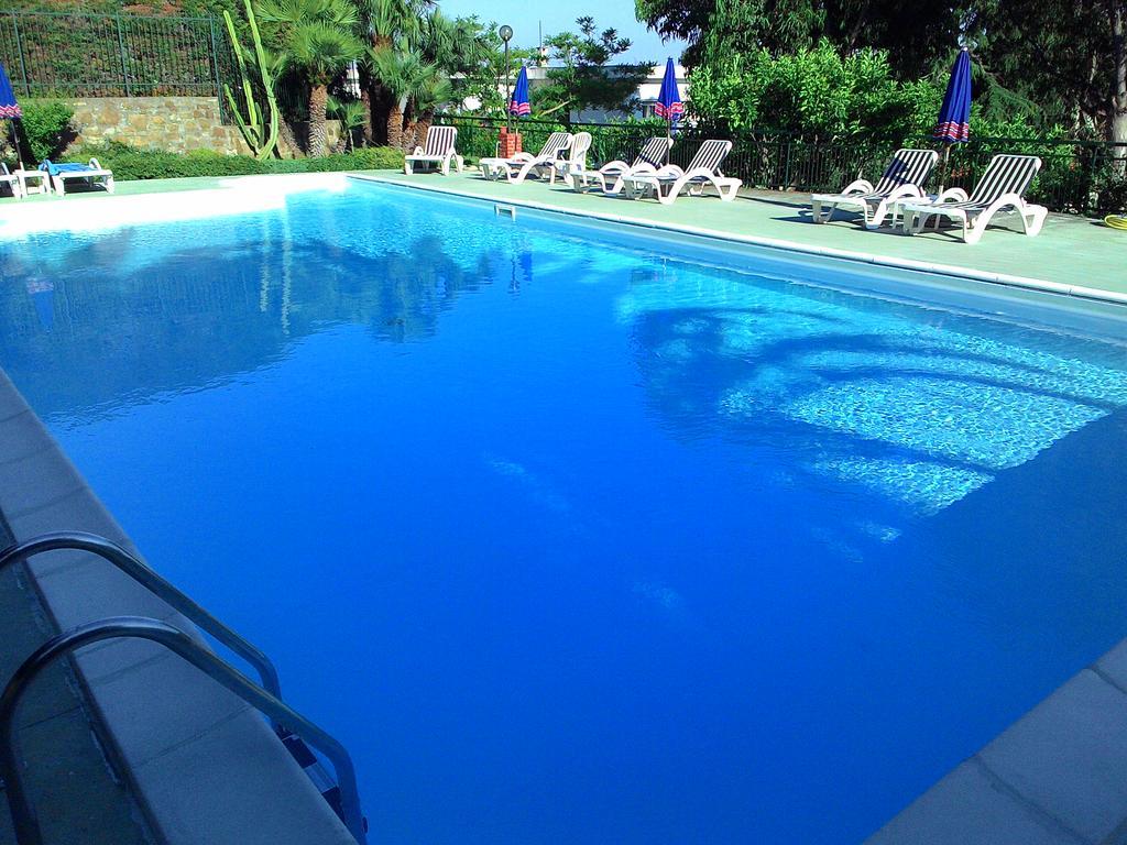 Residence La Carruba Diano Marina Kültér fotó