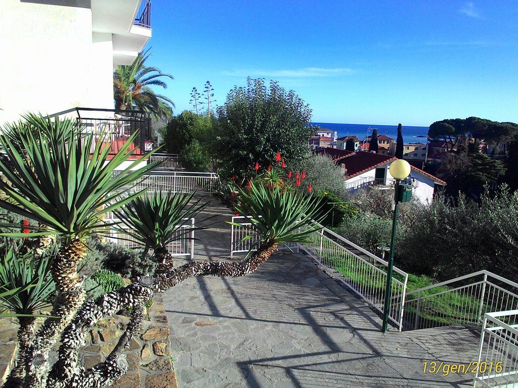 Residence La Carruba Diano Marina Kültér fotó