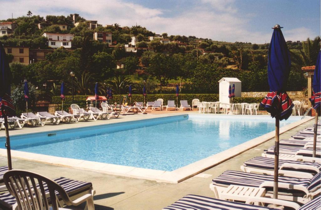 Residence La Carruba Diano Marina Kültér fotó